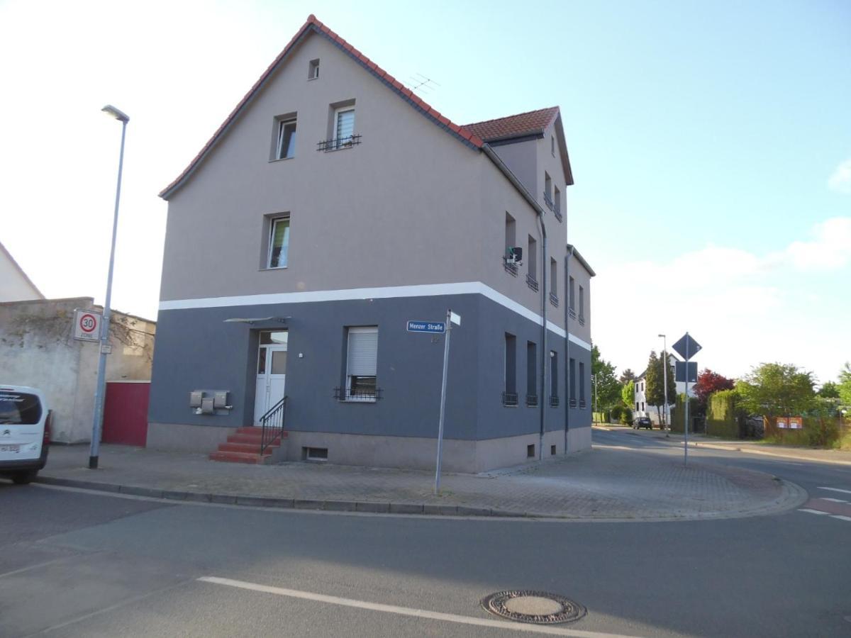 Gaestewohnung Mit Kueche Magdeburg An Der Elbe Extérieur photo