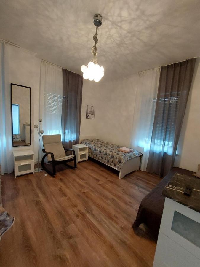 Gaestewohnung Mit Kueche Magdeburg An Der Elbe Extérieur photo