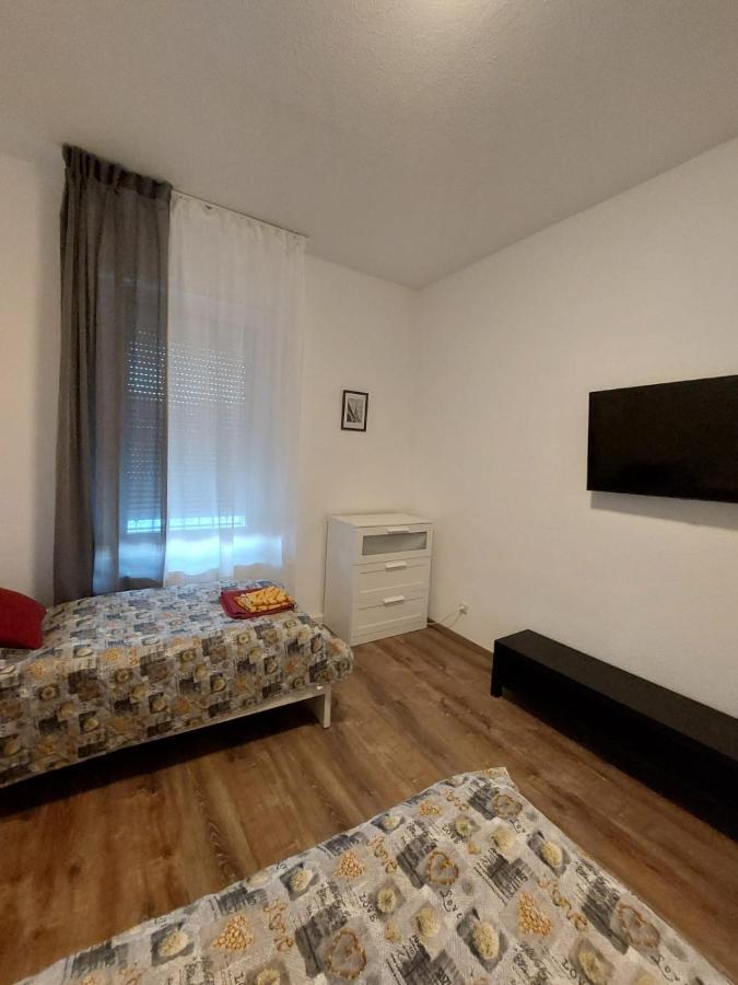 Gaestewohnung Mit Kueche Magdeburg An Der Elbe Extérieur photo